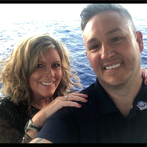 Meet your seller / buyer Jill ❤️🐾🍷🍾☠😇👿 - Picture 6 of 8